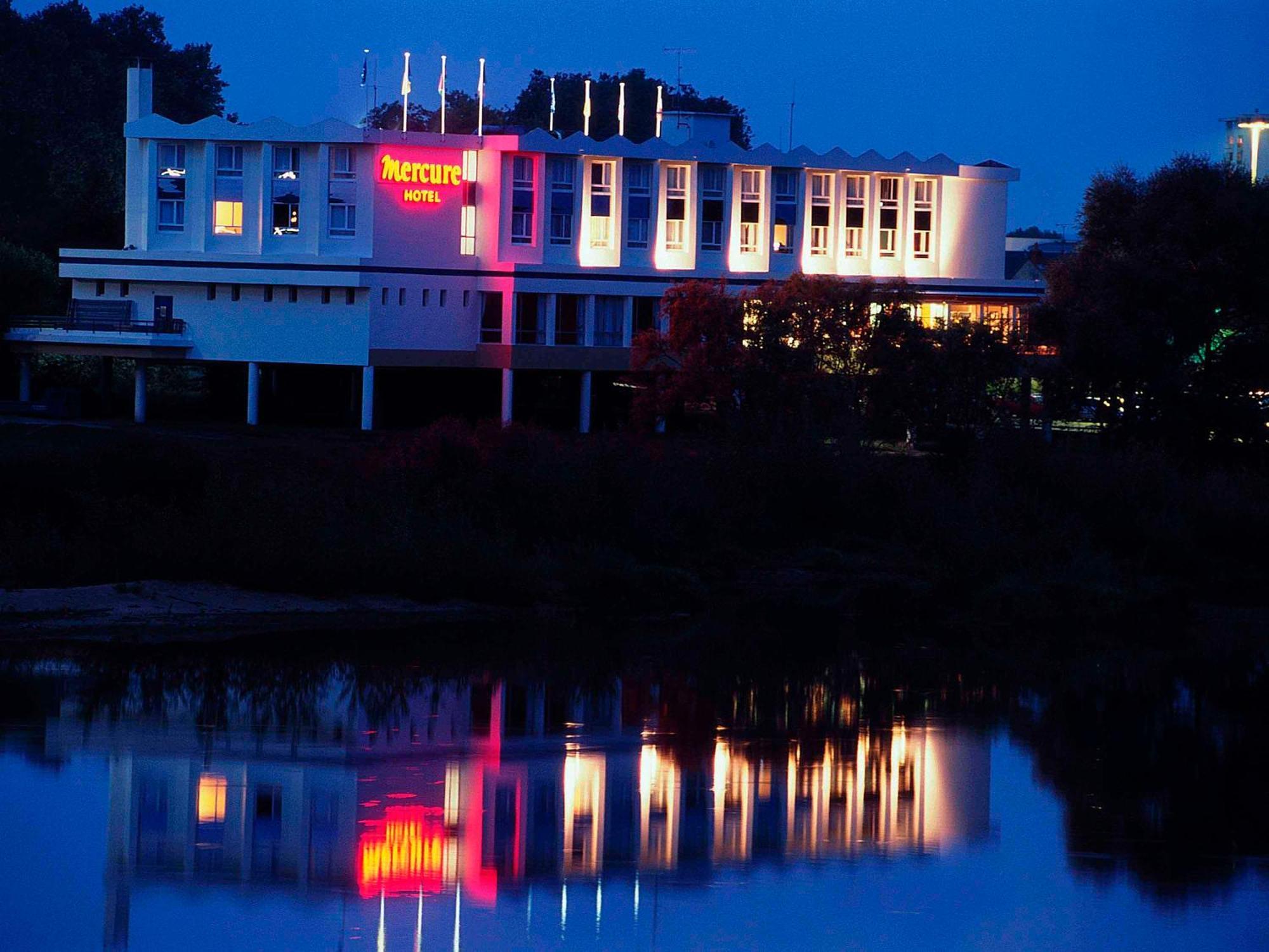 Mercure Nevers Pont De Loire Eksteriør bilde